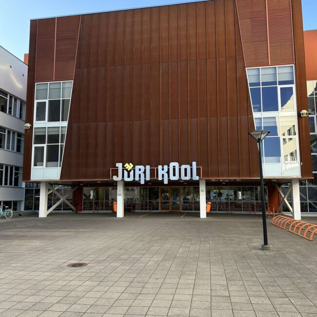 Jüri kool